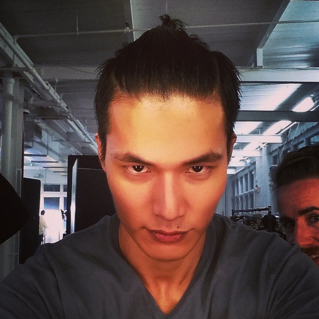 Dae Na shows us his 'Samurai' hairdo