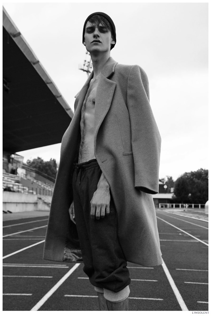 Douglas Neitzke Linsolent Sporty Mens Fashion Editorial 003