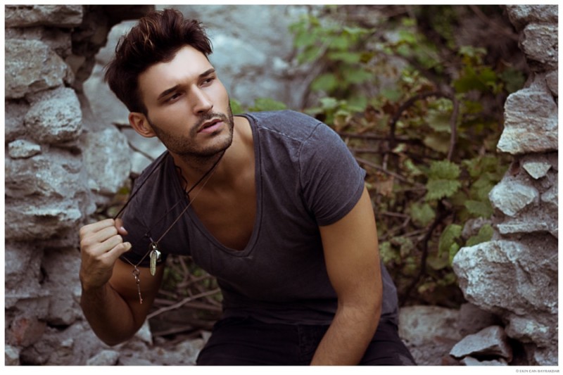 Fatih-Esref-Ahmet-Model-2014-Photo-010