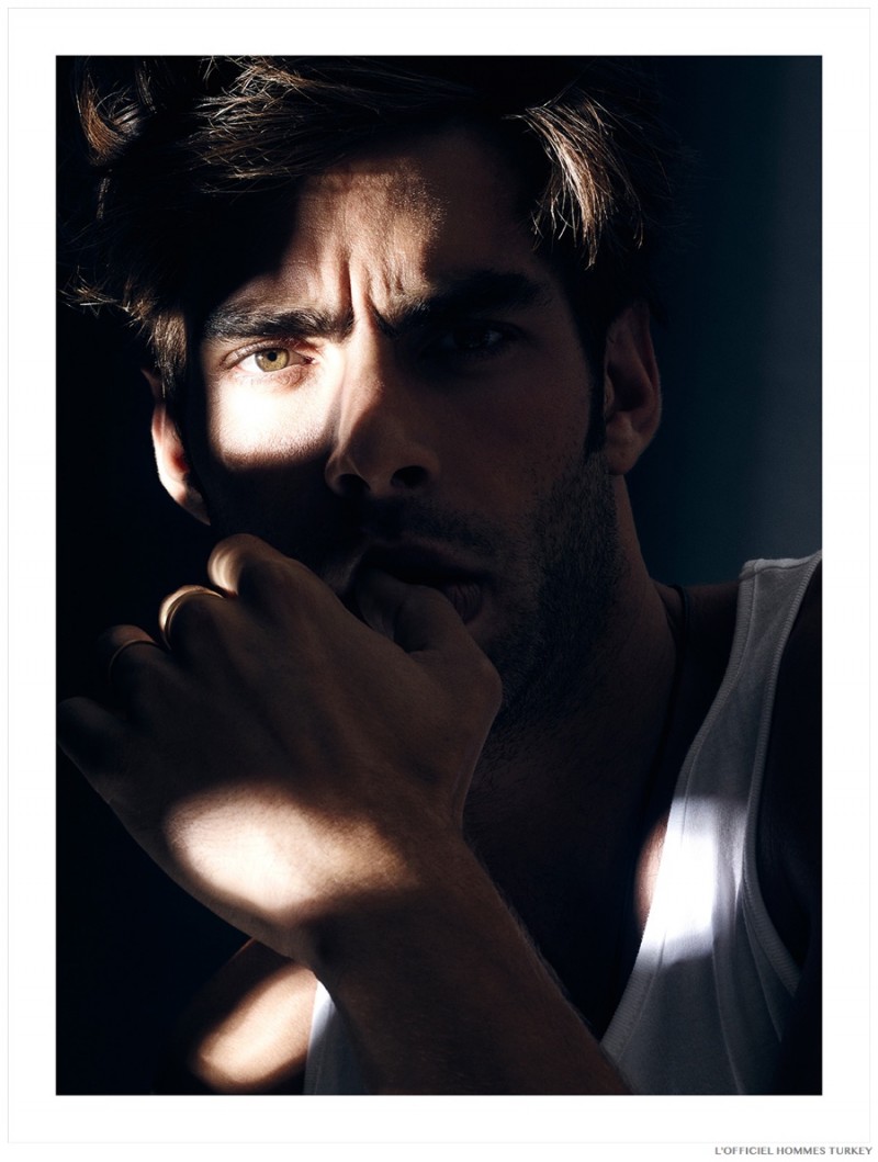 Jon-Kortajarena-LOfficiel-Hommes-Turkey-Photo-Shoot-005