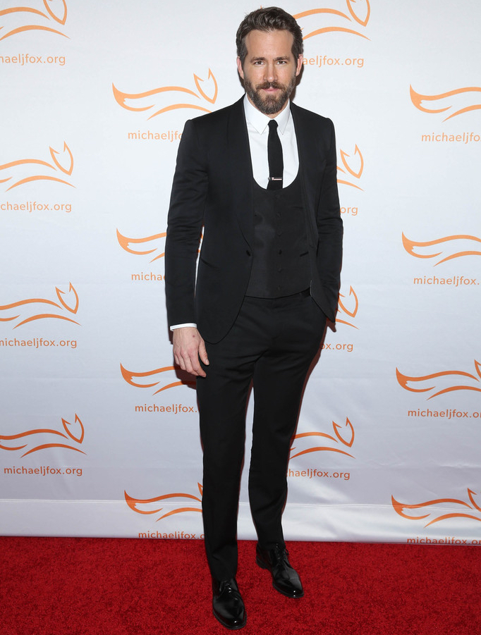 Stepping out to support a great cause, actor Ryan Reynolds was on hand for 'A Funny Thing Happened On The Way to Cure Parkinson's' at The Waldorf Astoria on November 22nd. As usual, dressed to impress, Reynolds wore a three-piece suit, complete with a low-cut waistcoat from Italian label Dolce & Gabbana.