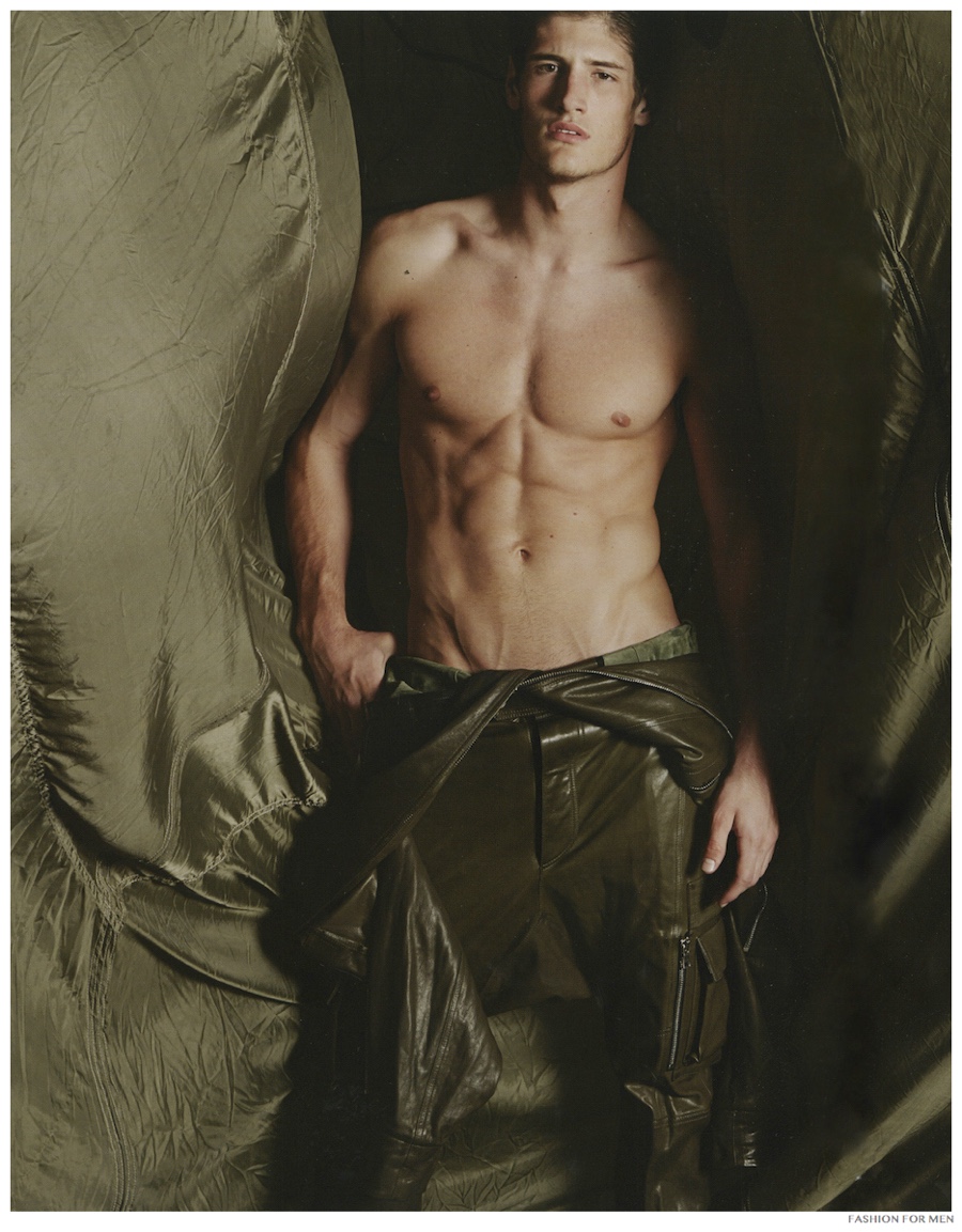 Ryan Tift Fashion for Men 2014 Military Styles 001