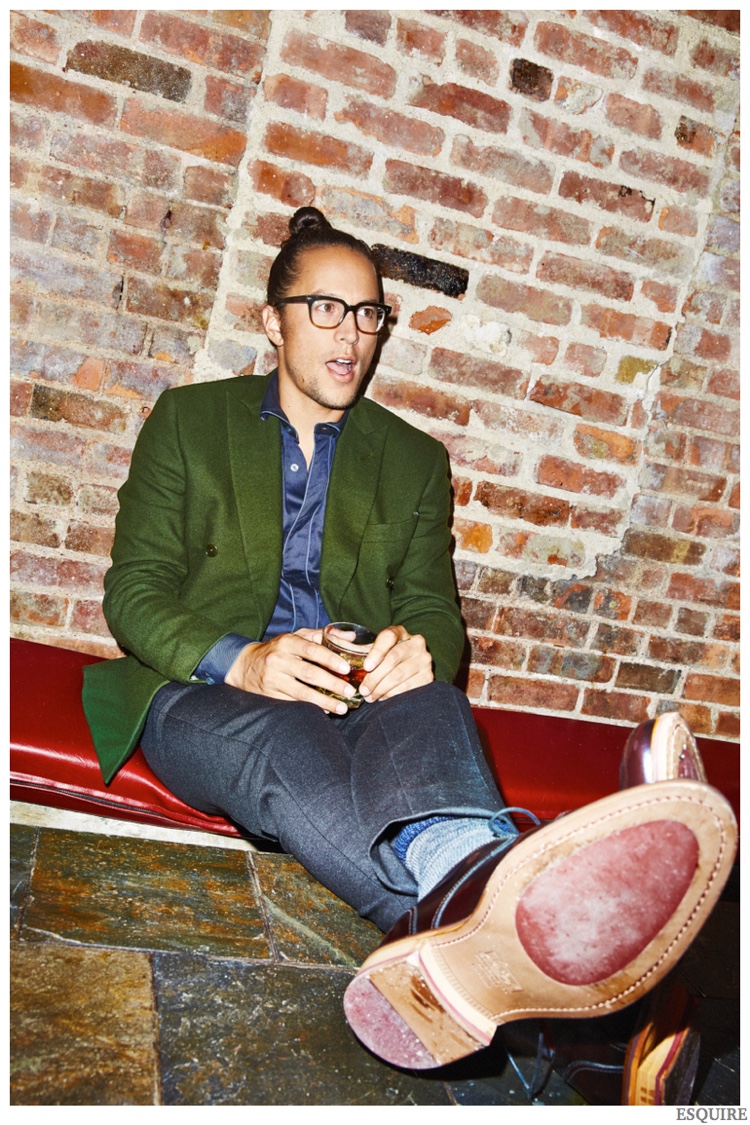 Cary-Fukunaga-Esquire-December-2014-Photo-Shoot-004