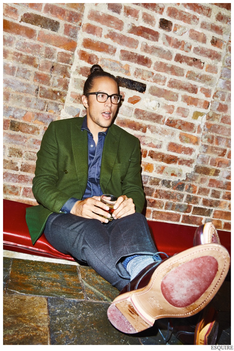 Cary-Fukunaga-Esquire-December-2014-Photo-Shoot-004