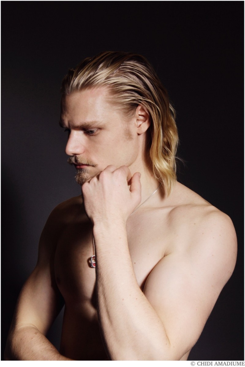 Caspar-Peteus-Model-2014-Photo-009