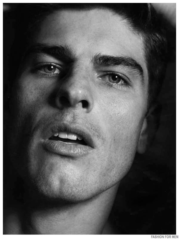 Evandro-Soldati-Nude-Photo-Shoot-Fashion-For-Men-2014-002