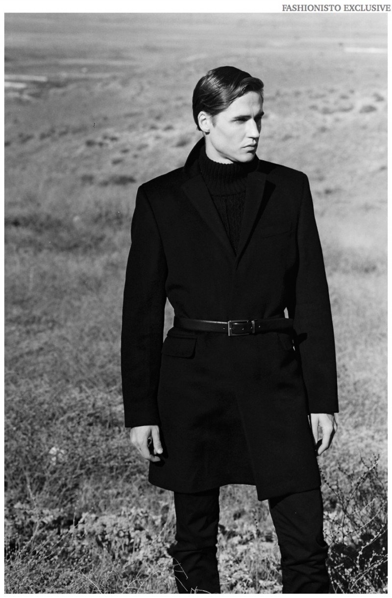 Michael wears sweater Diesel, coat Reiss, belt Calvin Klein and pants J.Lindeberg.