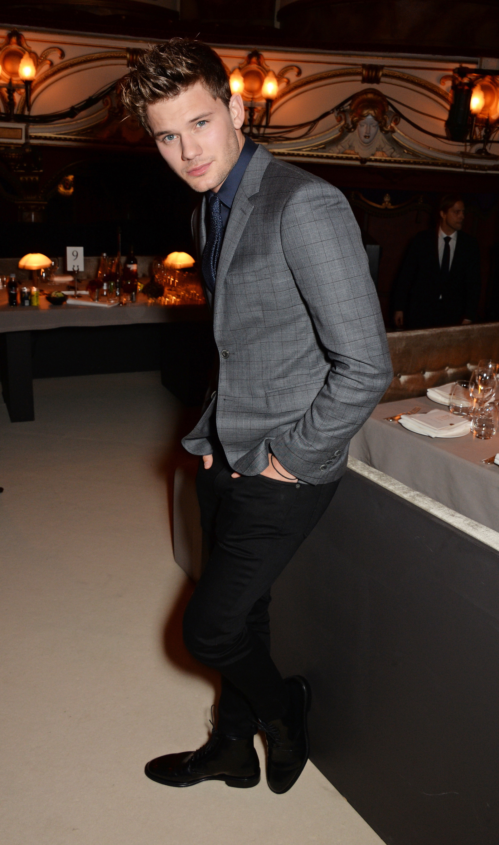Jeremy Irvine Cleans Up In Burberry Tailoring For British Fashion Awards The Fashionisto Jeremy Irvine Cleans Up In Burberry Tailoring For British Fashion Awards The Fashionisto