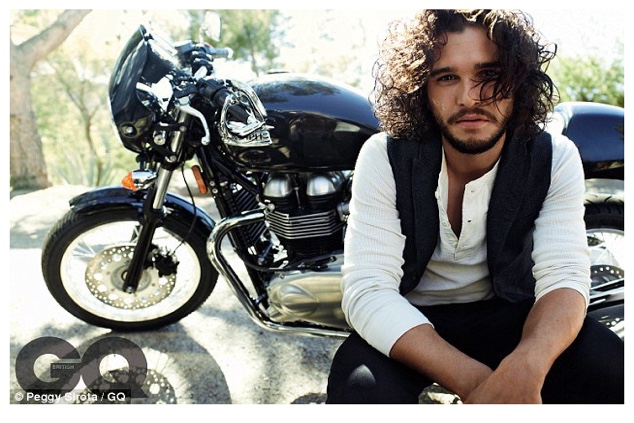 Kit-Harington-British-GQ-January-2015-Photo-Shoot-006