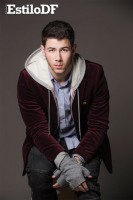 Nick Jonas Poses for December 2014 EstiloDF Photo Shoot