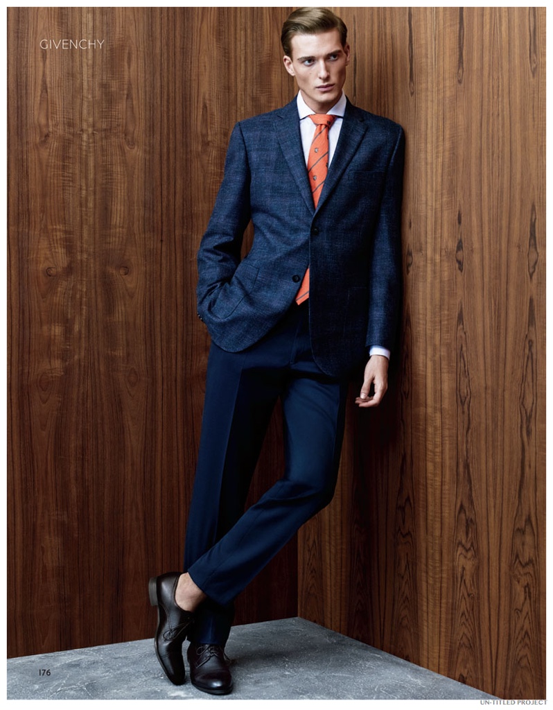 Nikola-Jovanovic-El-Palacio-de-Hierro-Holiday-2014-Catalogue-Designer-Mens-Suiting-009