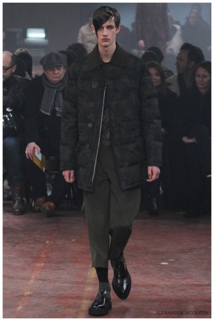 Alexander McQueen Fall Winter 2015 London Collections Men 013