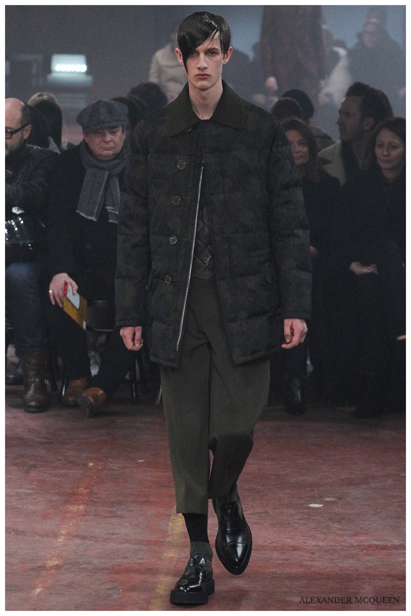 Alexander-McQueen-Fall-Winter-2015-London-Collections-Men-013