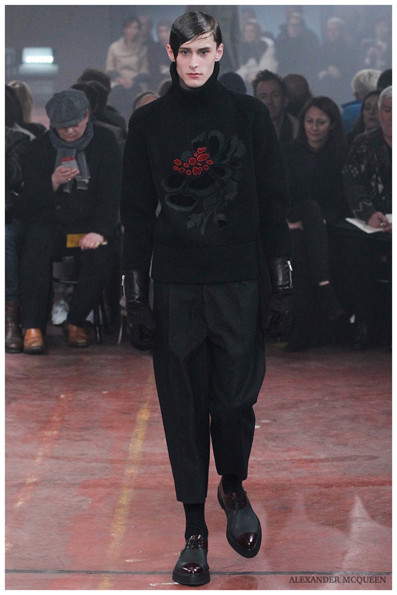 Alexander McQueen Fall Winter 2015 London Collections Men
