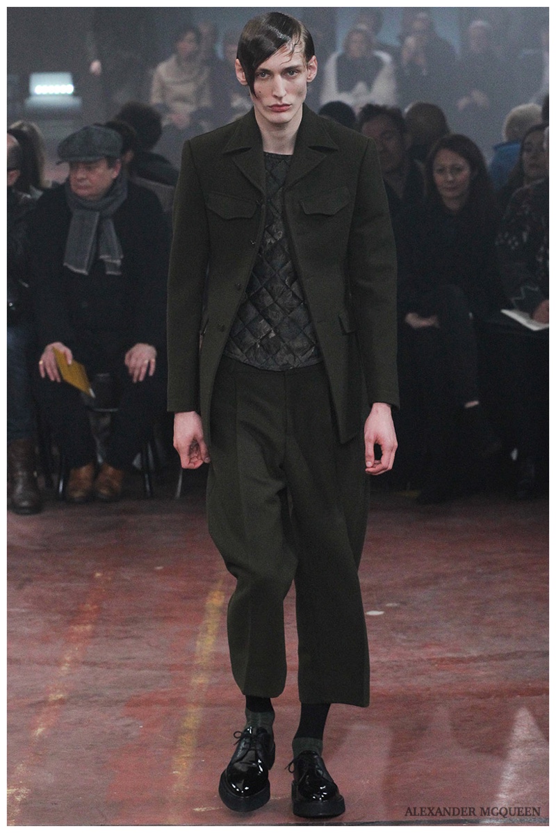 Alexander McQueen Fall Winter 2015 London Collections Men