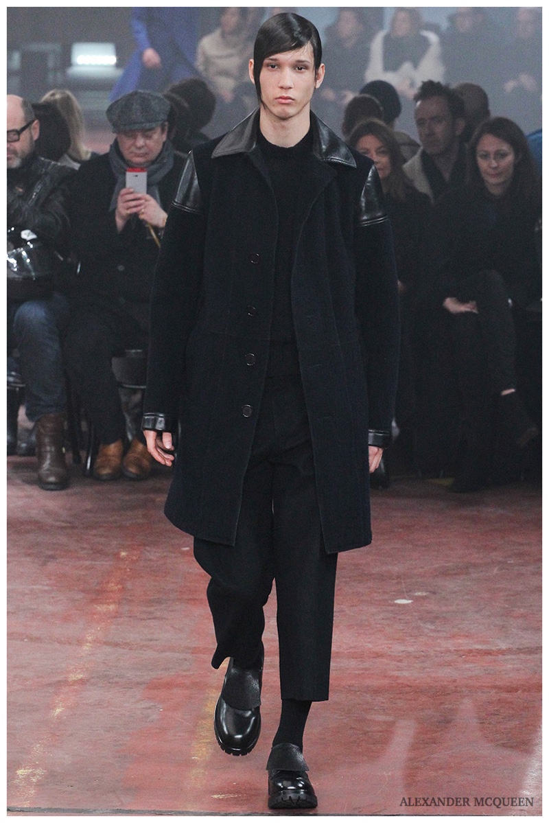 Alexander McQueen Fall Winter 2015 London Collections Men