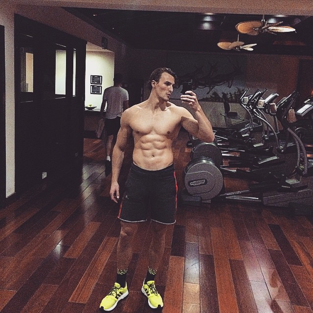 Dawid Schaffranke hits the gym