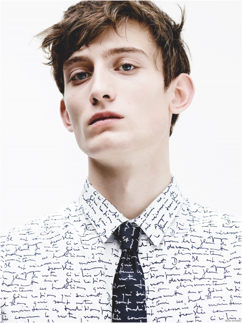 Dior-Homme-2015-Essentials-Handwriting-Script-Print-002