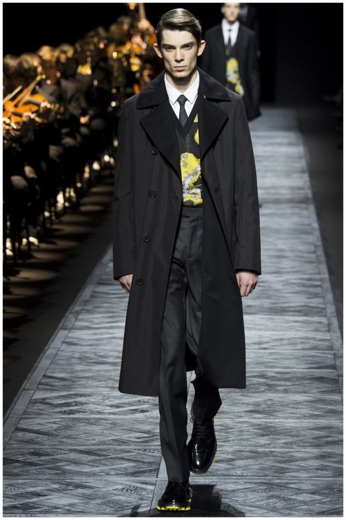 Dior Homme Fall/Winter 2015 Menswear Collection: A Formal Affair – The ...
