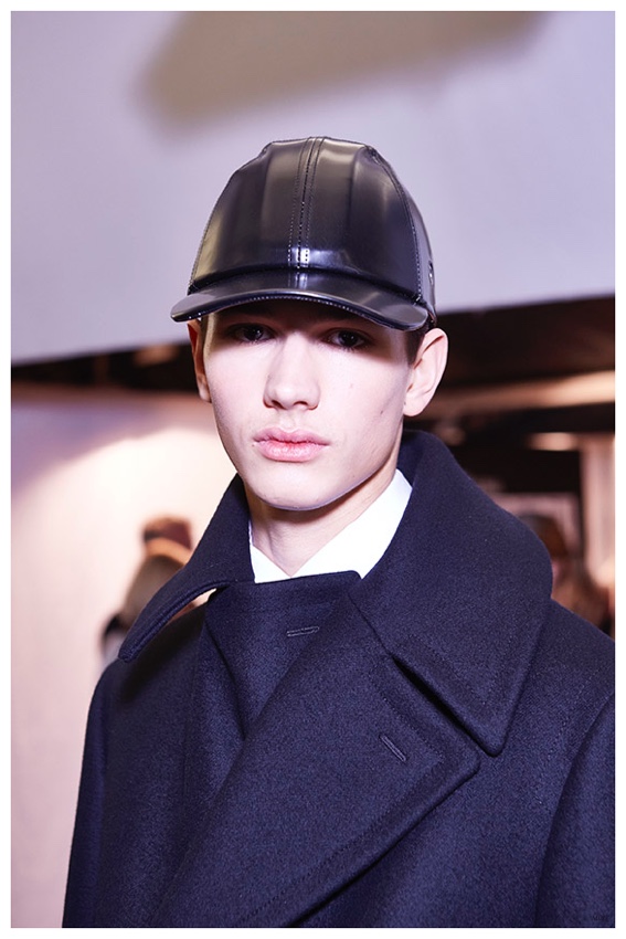 Ermenegildo-Zegna-Couture-Fall-Winter-2015-Mens-Behind-the-Scenes-Backstage-011