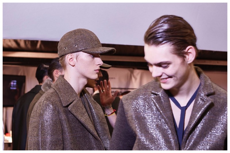 Ermenegildo-Zegna-Couture-Fall-Winter-2015-Mens-Behind-the-Scenes-Backstage-029