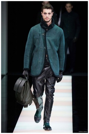 Giorgio Armani Menswear Fall Winter 2015 Collection Milan Fashion Week 035