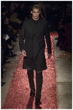 Givenchy Fall/Winter 2015 Menswear Collection: Devil's in the Details