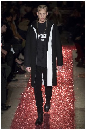 Givenchy Fall Winter 2015 Menswear Collection Paris Fashion Week 015