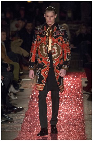 Givenchy Fall Winter 2015 Menswear Collection Paris Fashion Week 049