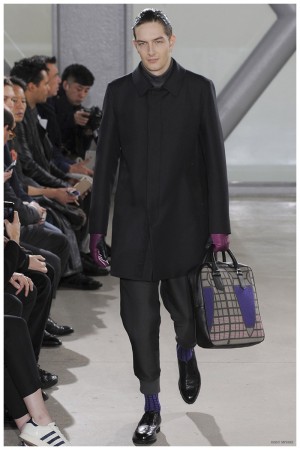 Issey Miyake Fall Winter 2015 Menswear Collection Paris Fashion Week 006