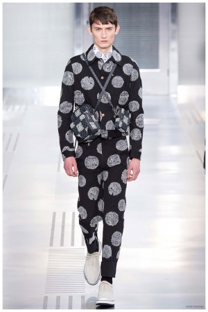 Louis Vuitton Fall Winter 2015 Menswear Collection Paris Fashion Week 032