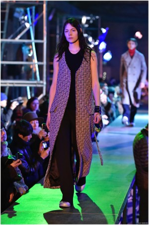 Raf Simons Fall Winter 2015 Menswear Collection Paris Fashion Week 021