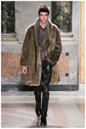 Roberto Cavalli Men Fall Winter 2015 Collection Milan Fashion Week 011