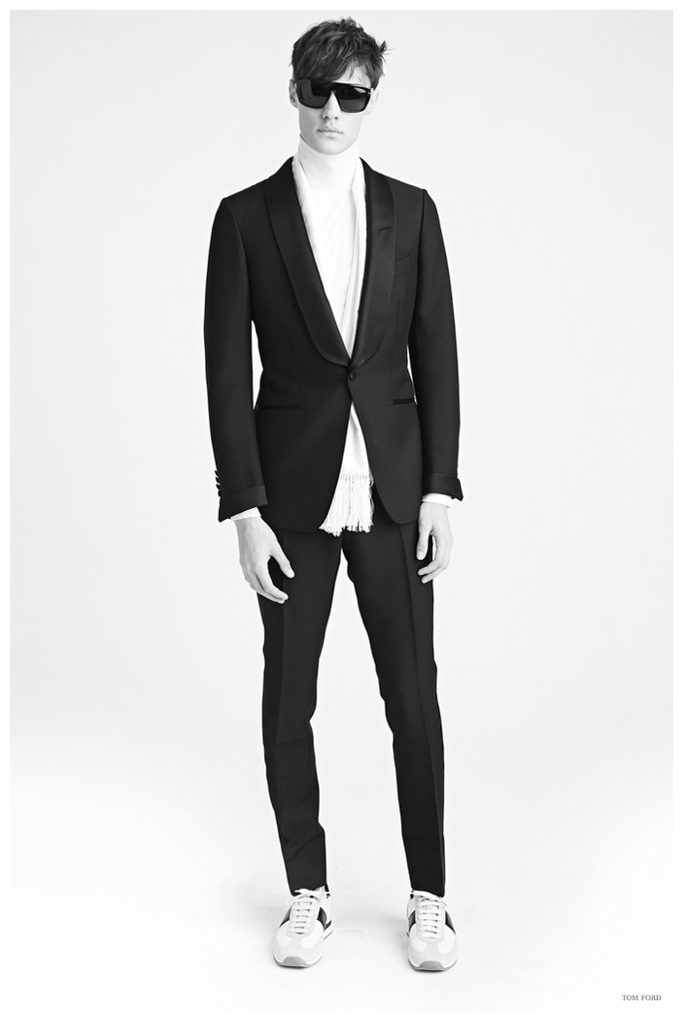 Tom Ford Men Fall/Winter 2015: Shearling Classics, Graphic Eveningwear ...