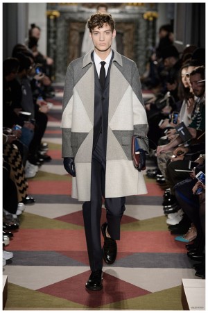 Valentino Men Fall Winter 2015 Menswear Collection 001