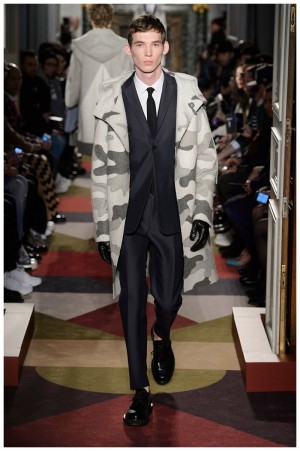 Valentino Men Fall Winter 2015 Menswear Collection 003