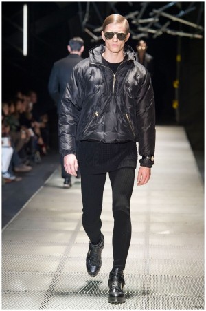 Versace Men Fall Winter 2015 Collection Milan Fashion Week 010