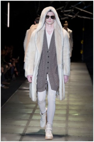 Versace Men Fall Winter 2015 Collection Milan Fashion Week 025