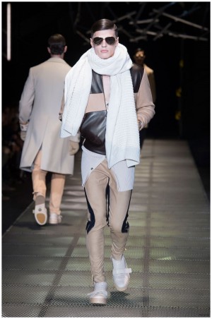 Versace Men Fall Winter 2015 Collection Milan Fashion Week 027