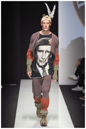 Vivienne Westwood Menswear Fall Winter 2015 Collection Milan Fashion Week 030