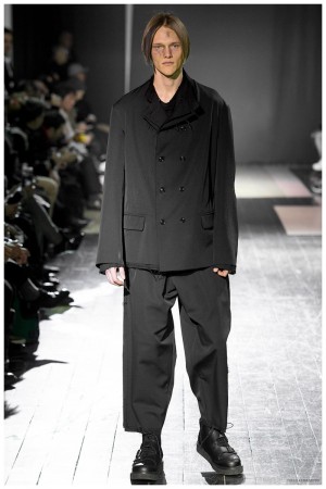 Yohji Yamamoto Fall Winter 2015 Menswear Paris Fashion Week 001