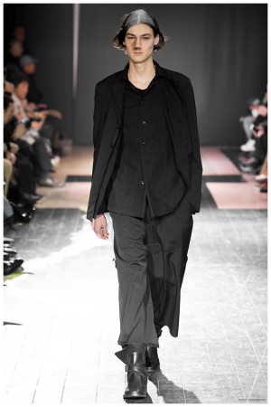 Yohji Yamamoto Fall Winter 2015 Menswear Paris Fashion Week 004