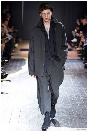 Yohji Yamamoto Fall Winter 2015 Menswear Paris Fashion Week 020