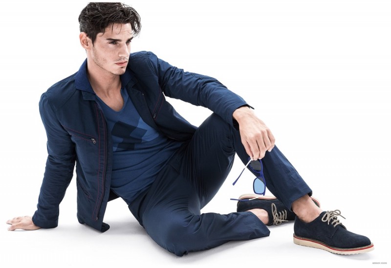 Alex Wilms sports a navy look that offers a relaxed alternative to the suit.