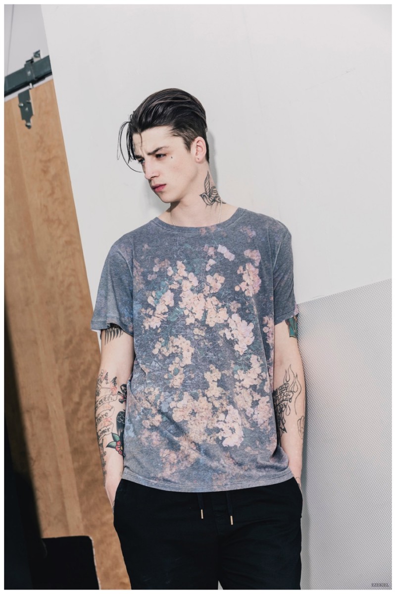 Ash Stymest models an oversized, somber print t-shirt from Ezekiel's spring 2015 collection.