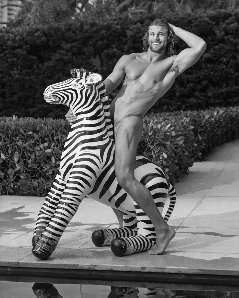 Barneys Spring 2015 Bruce Weber Campaign 010 Model Cole Monahan goes pinup for Barneys New York's spring-summer 2015 campaign.