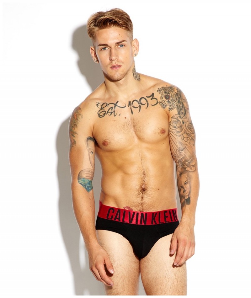 Calvin-Klein-Power-Red-Cotton-Stretch-Brief-Igor-Stepanov-Underwear-Shoot