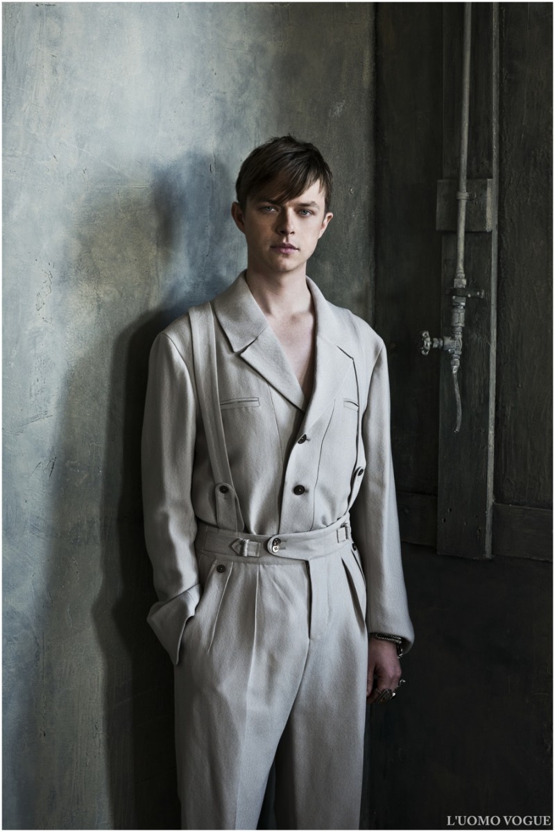 Dane-DeHaan-LUomo-Vogue-January-2015-Cover-Shoot-004