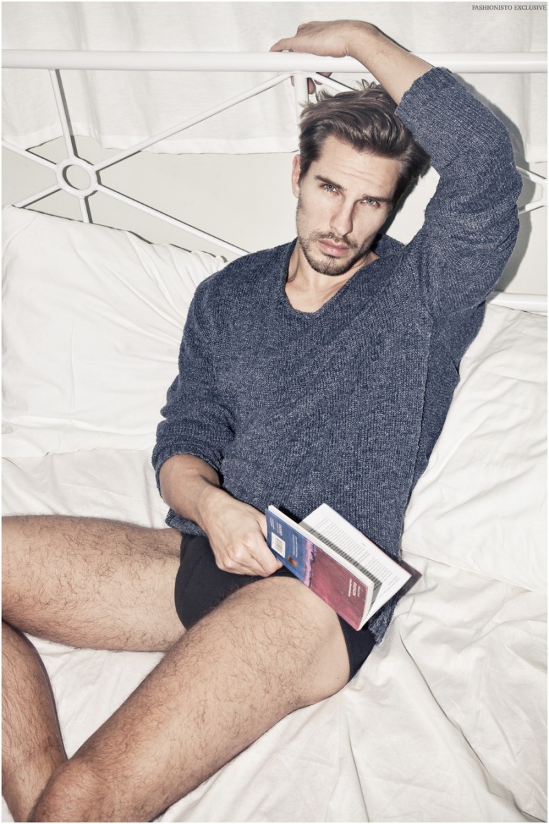 Tobi wears pullover Uniforms for the Dedicated and underwear Marc Jacobs.