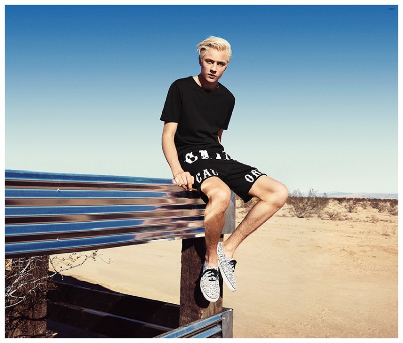 HM-Coachella-2015-Mens-Collection-Campaign-Lucky-Blue-Smith-001